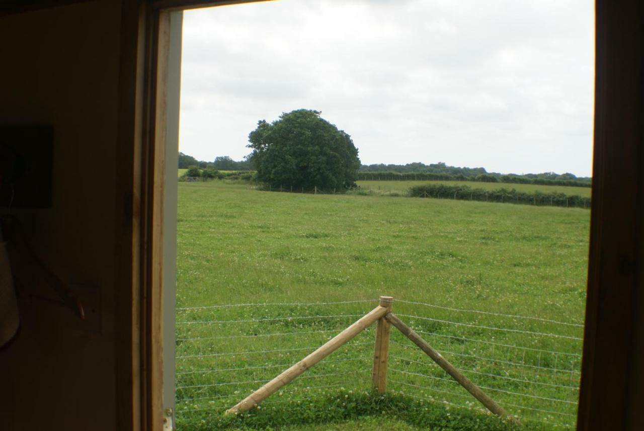 Shepherdshuts-Southeast Ashford (Kent) Exterior foto