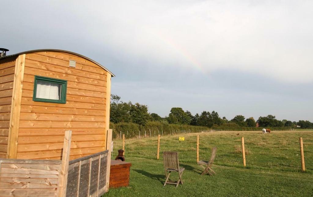 Shepherdshuts-Southeast Ashford (Kent) Exterior foto
